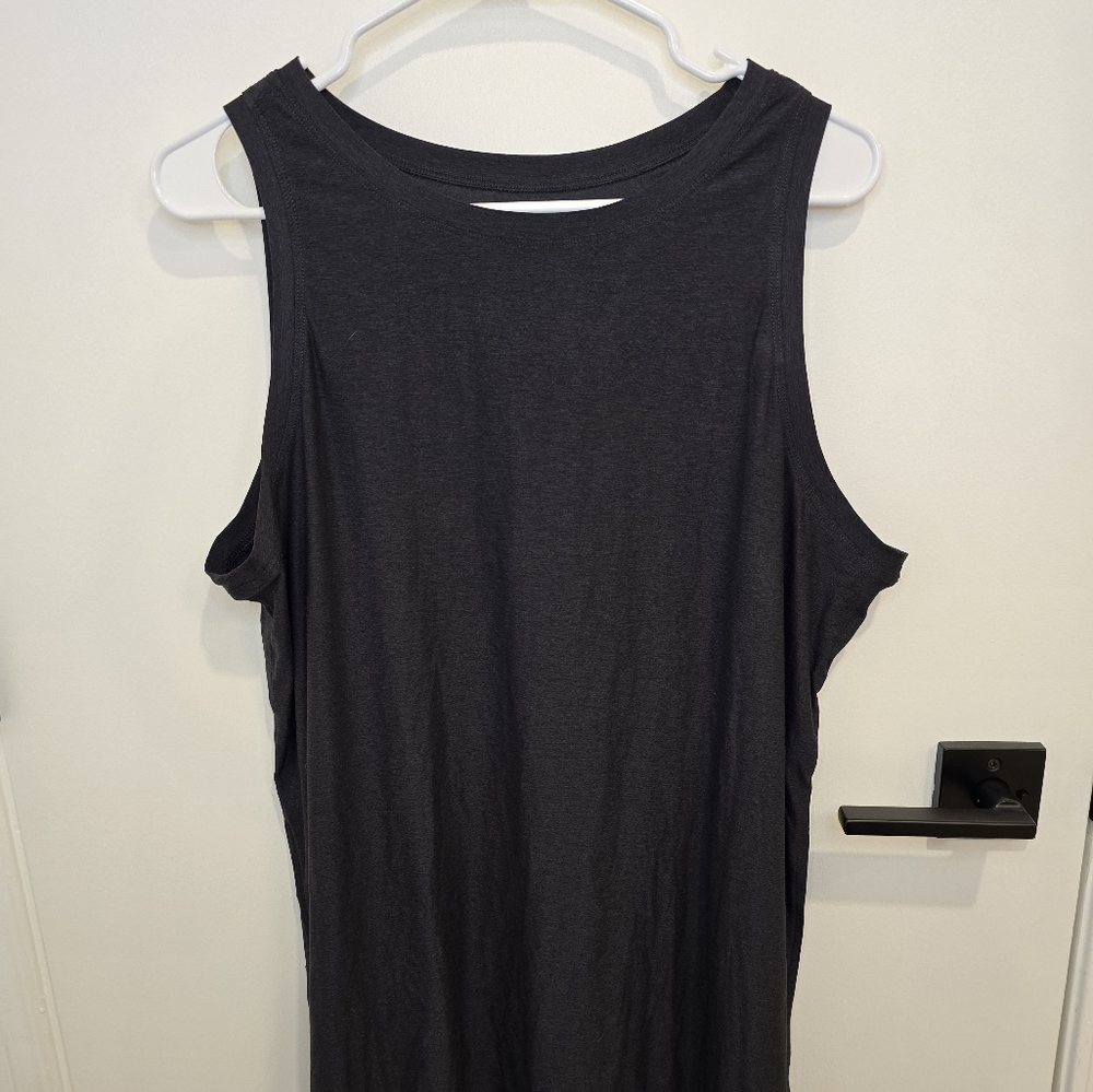 Old Navy Cloud 94 Soft Go Dry Sleeveless Tank